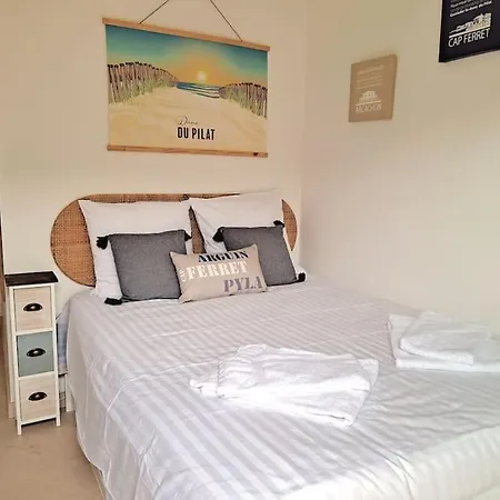 Proche Golf D'arcachon Avec Piscine Chauffee וילה