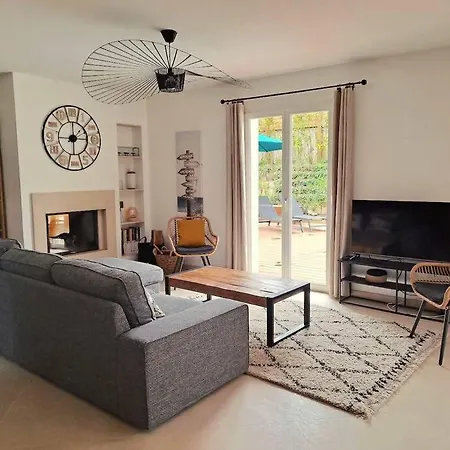 Proche Golf D'arcachon Avec Piscine Chauffee וילה *